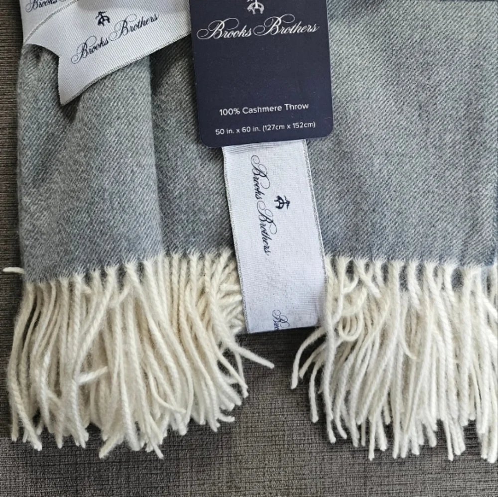 Brooks Brothers Home 100% Cashmere Throw Blanket NWT $395 Size 60'' x 50